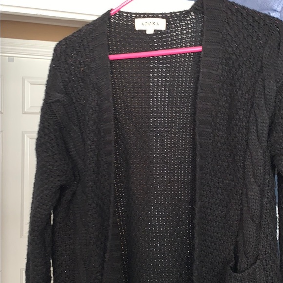 𝙱𝚕𝚊𝚌𝚔 𝚔𝚗𝚒𝚝 𝚌𝚊𝚛𝚍𝚒𝚐𝚊𝚗 - Picture 2 of 4